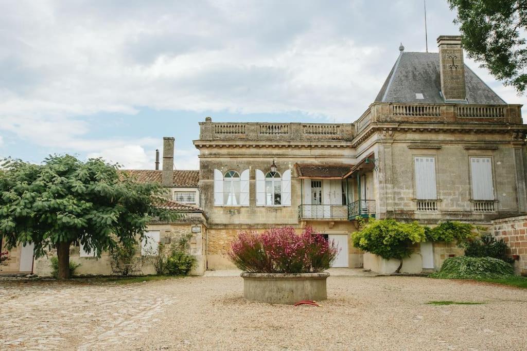 Chateau Couffins Asques 外观 照片